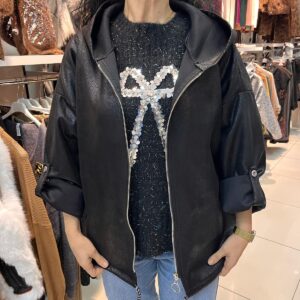 Kapüşonlu siyah kadın ceket