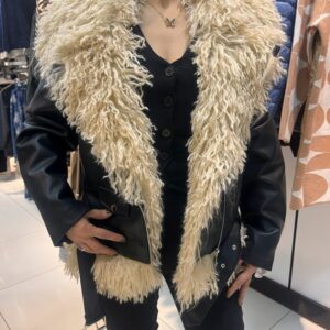 Siyah suni deri krem kürk yaka detaylı kadın ceket ön ve arka görünüm